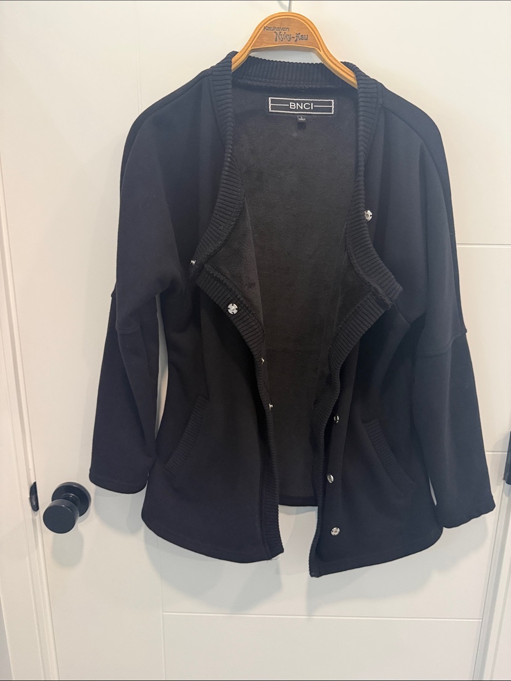 BNCI Women's Black Snap-Front Jacket size large